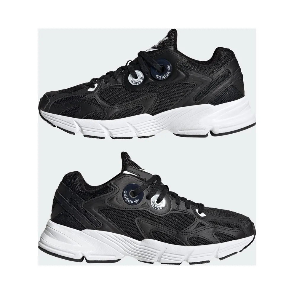 adidas Astir Core Black / Core Black / Cloud White (IE9886)