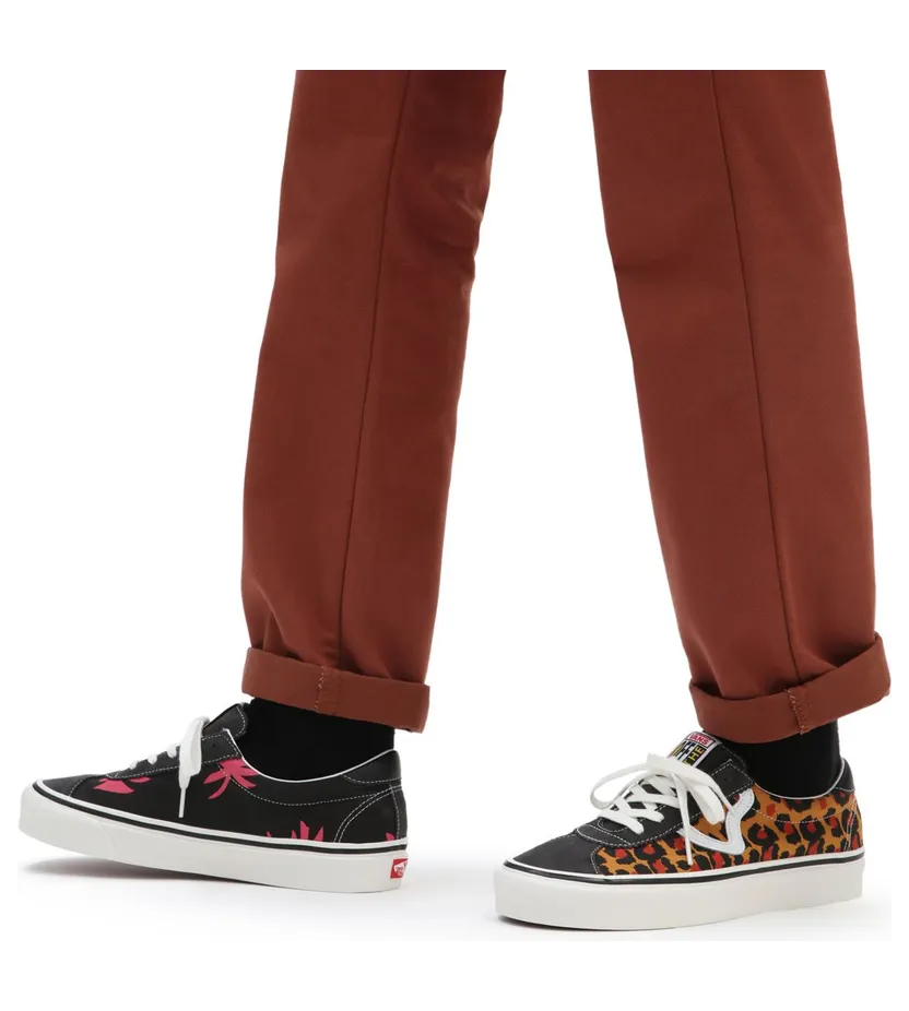 vans-style VN0A3WLQAZH