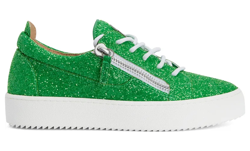 Giuseppe Zanotti Sneakers basses confectionnées en tissu vert pailleté avec lacets en coton blanc, dotées d’un détail signature » en métal argenté sur la languette et de fermetures à glissière argentées sur les côtés de la tige. la semelle en caoutchouc blanc offre à ce m (RW20006002)
