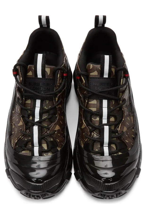 Burberry Brown E-Canvas Monogram Arthur Sneakers (8020678) (5)