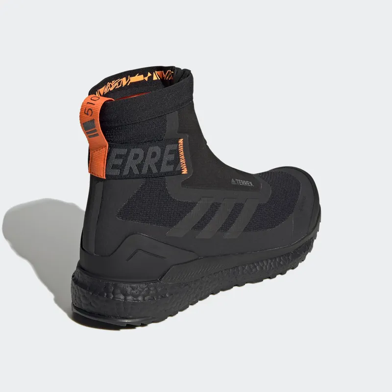 adidas Terrex Free Hiker COLD.RDY Mountaineering Boots Core Black / Core Black / Orange (FU7217)
