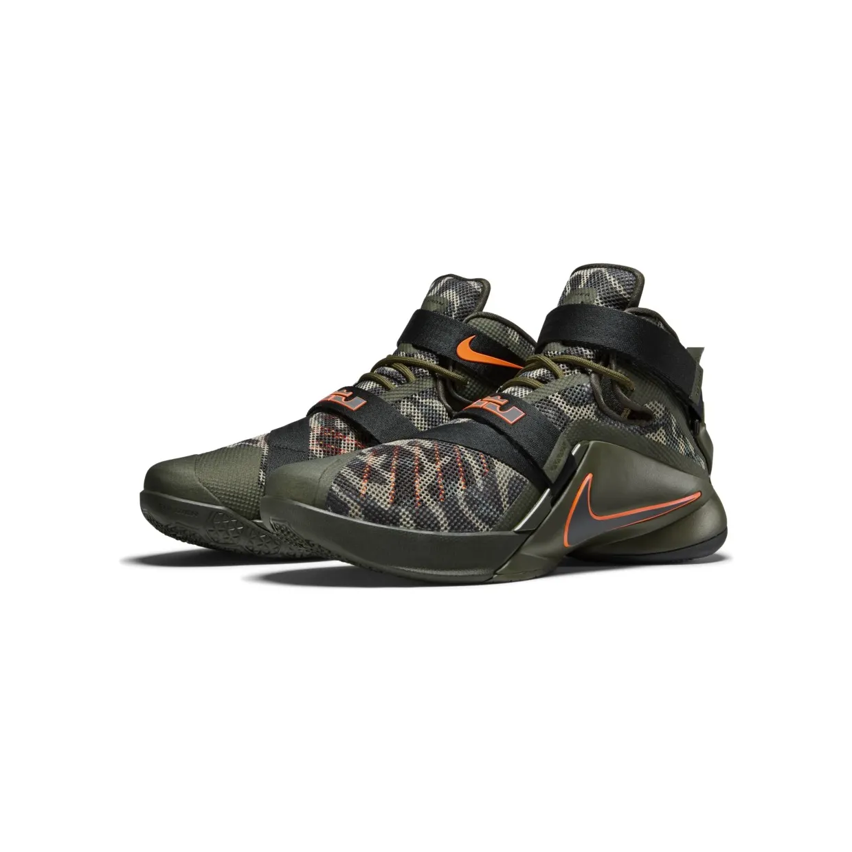 nike-lebron-soldier 749490-303
