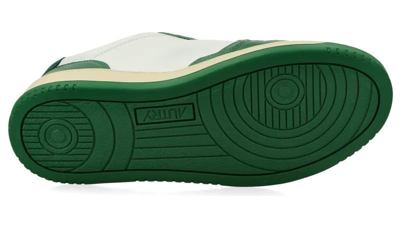 Autry Medalist Low Leather “Green” (AULWWB03) (5)