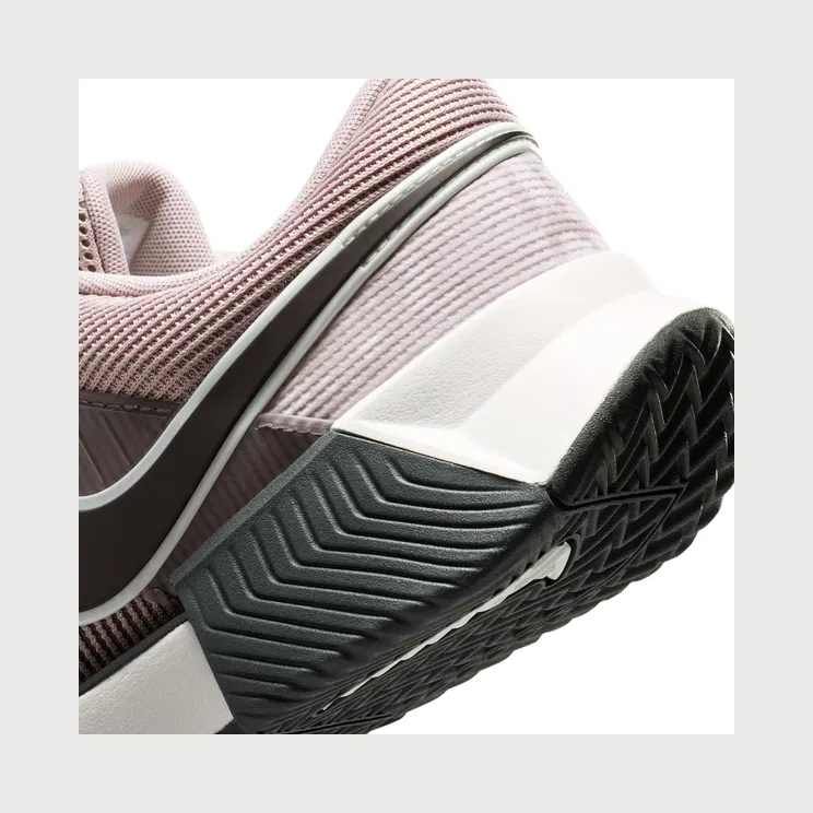 nike-zoom IQ6059-200