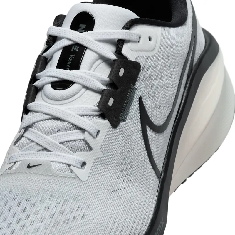 Nike Vomero 17 “Green” (FB8502-104)