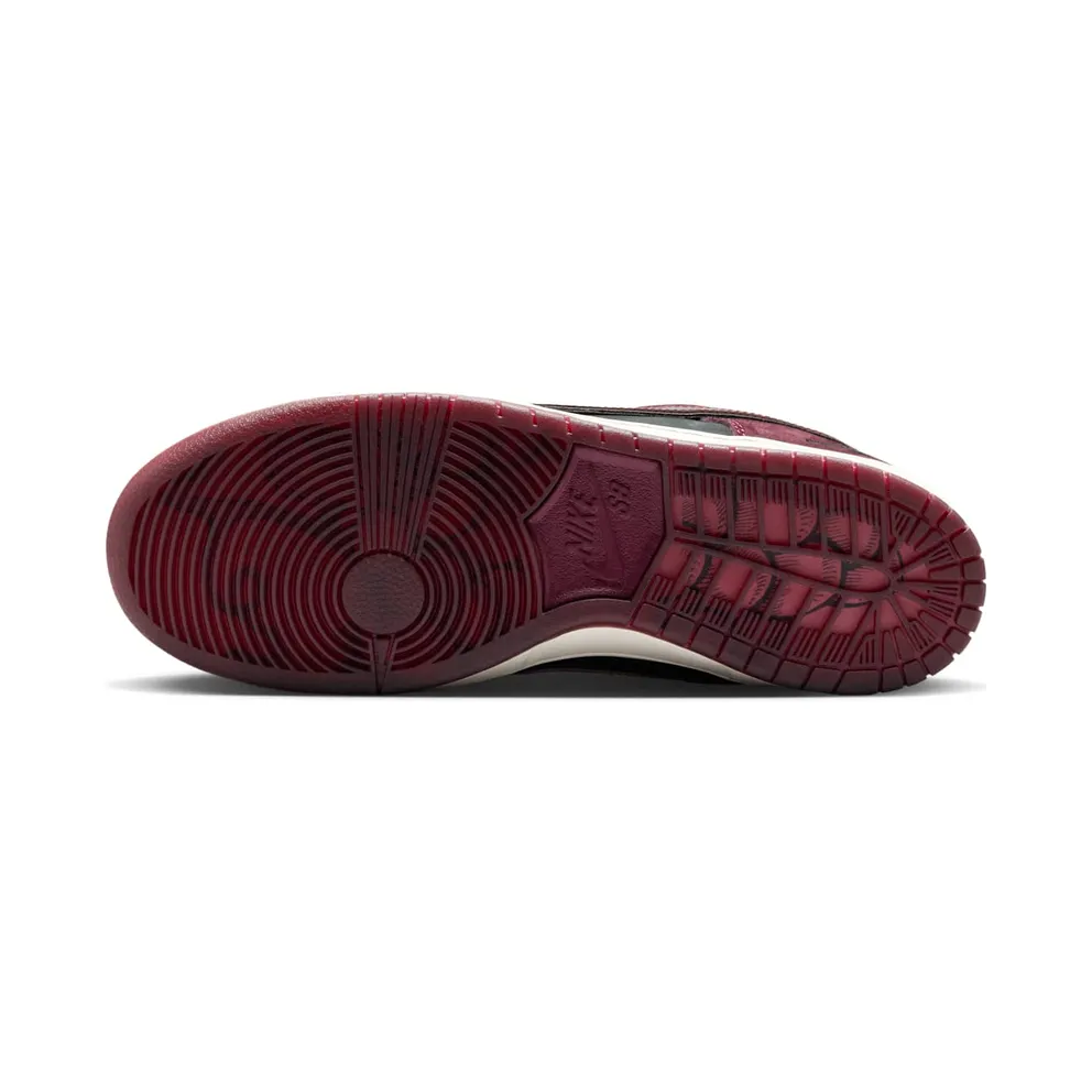 Nike SB Dunk Low “Riot Skateshop” (FZ1289-200)