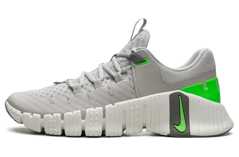 Nike Free Metcon 5 “Light Iron” (DV3949-002)
