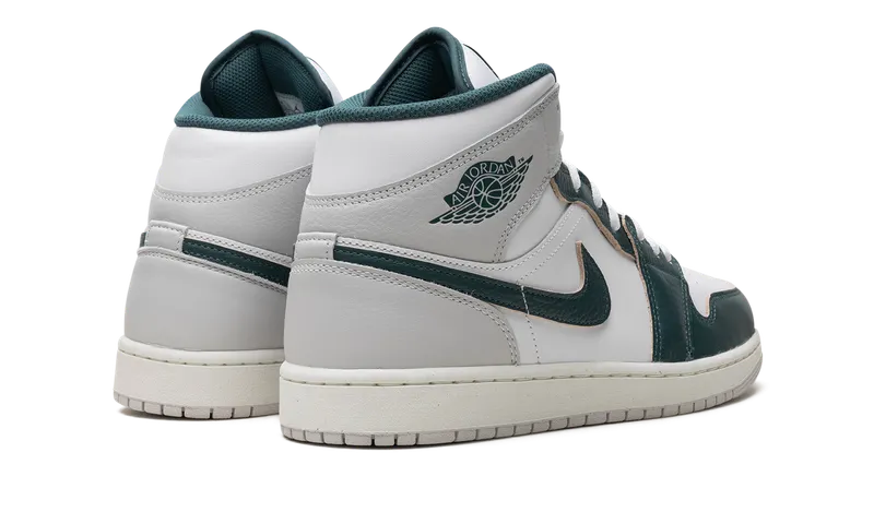 Air Jordan 1 Mid “Oxidized Green” (FQ7720-103)