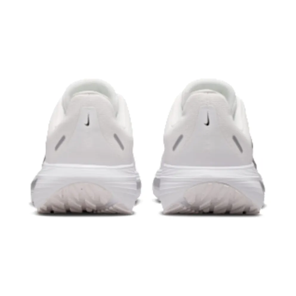 Nike Quest 7 Road “Summit White / White / Metallic Silver / Black” (IM9291-101)