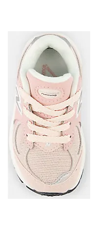 new-balance-2002r IC2002SK