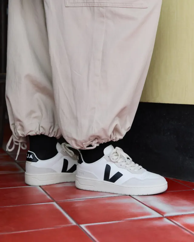 Veja V-90 O. T. Leather White (VD2021061A)
