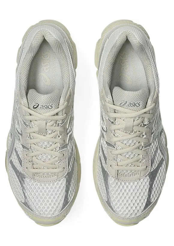 Asics Gel-Cumulus 16 “Cream Pure Silver”: één paar, heel seizoen (6)
