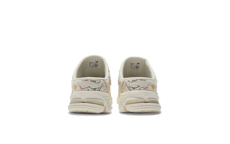 New Balance New Balance Beige (M2002RM1)