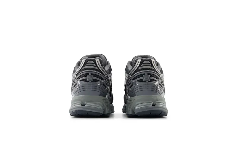 New Balance 1906R “Phantom Dark Grey Metallic Silver” (M1906RES)
