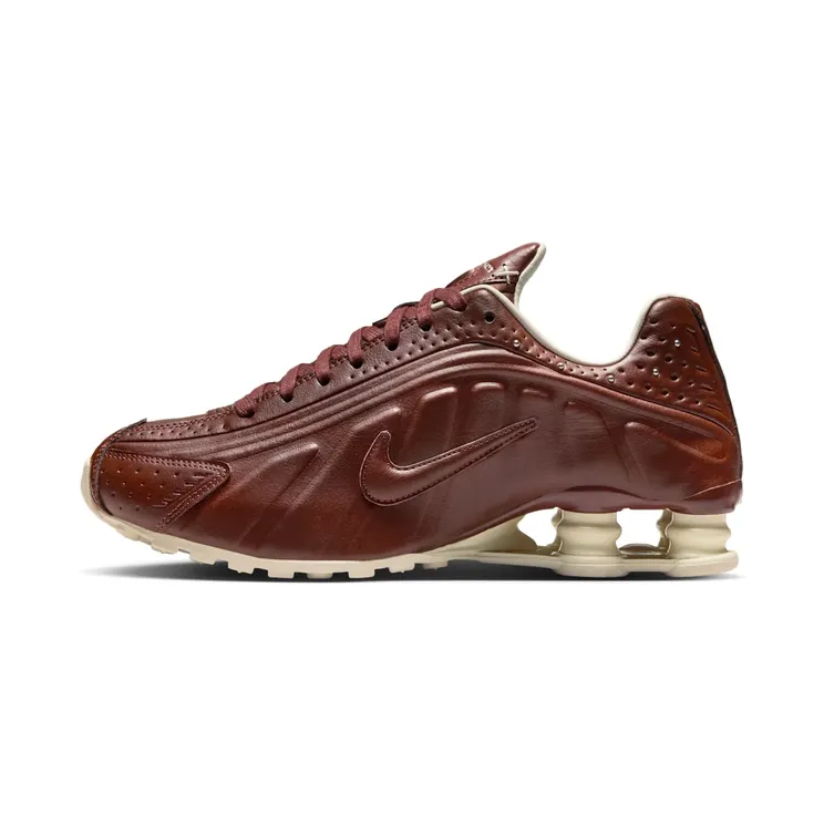 Nike Shox R4 “Dark Pony” (IM6690-220)