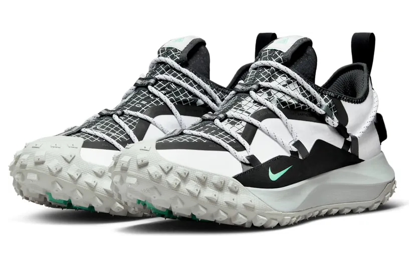 nike-acg DO9334-100