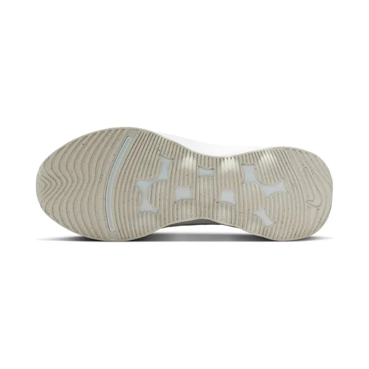 nike-motiva II7278-100