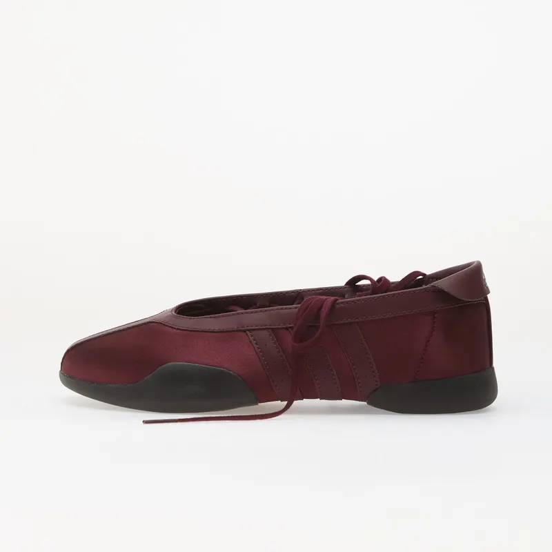 Adidas TAEKWONDO MEI BALLETSCHOENEN Maroon / Maroon / Core Black (KJ8371)