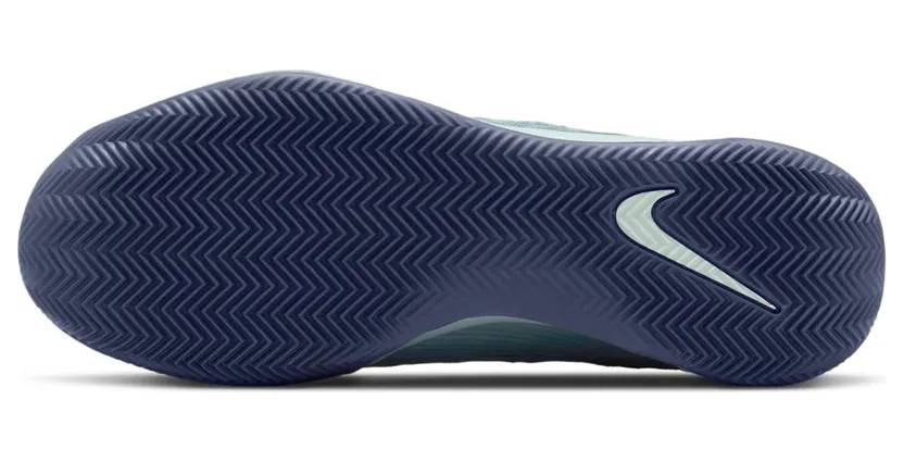 nikecourt DH2495-410