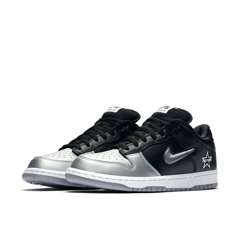 Nike SB Dunk Low Supreme Jewel Swoosh Silver Metallic Silver/Metallic Silver-Black (CK3480-001)