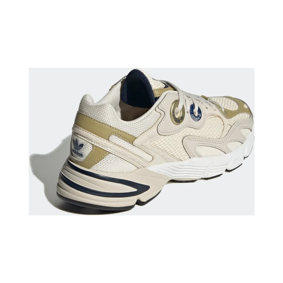 Adidas Astir Bliss / Wonder White / Light Gold Met. (GZ3571)