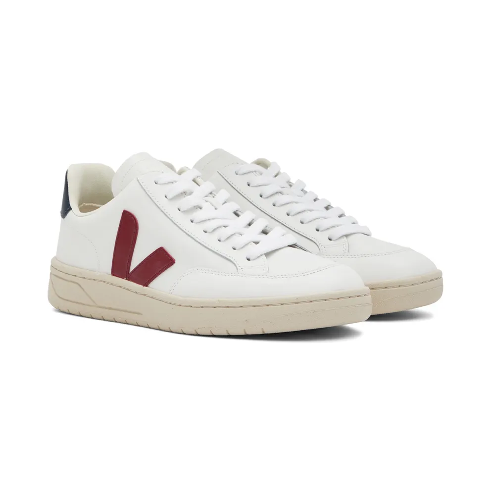Veja V-12 Leather “White” (XD0201955A)
