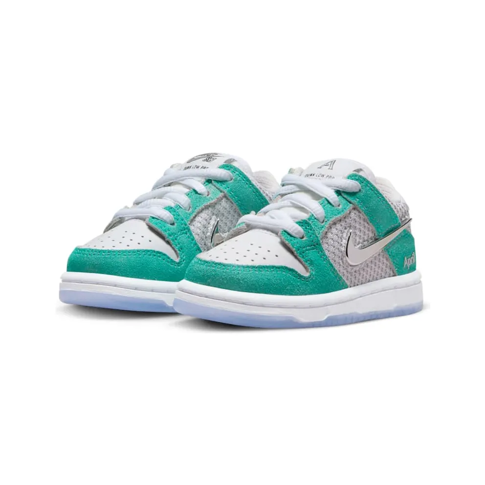 Nike SB Dunk Low April Skateboards (FZ6107-300)