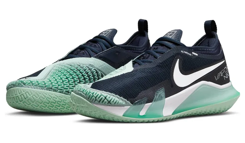 nikecourt CV0742-410