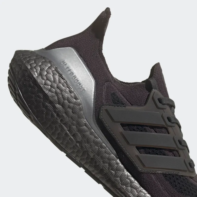 adidas Ultraboost 21 Carbon / Carbon / Solar Red (FY3952)