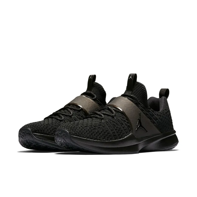 Jordan Trainer 2 Flyknit “Black / Metallic Silver” (921210-013)