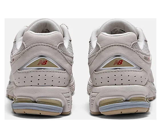 new-balance-2002r ML2002R3