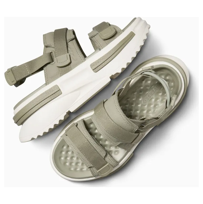 converse-sneaker A08302C