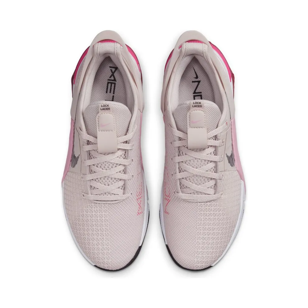 Nike Metcon 8 FlyEase Easy On/Off Training Pink (DO9381-600)