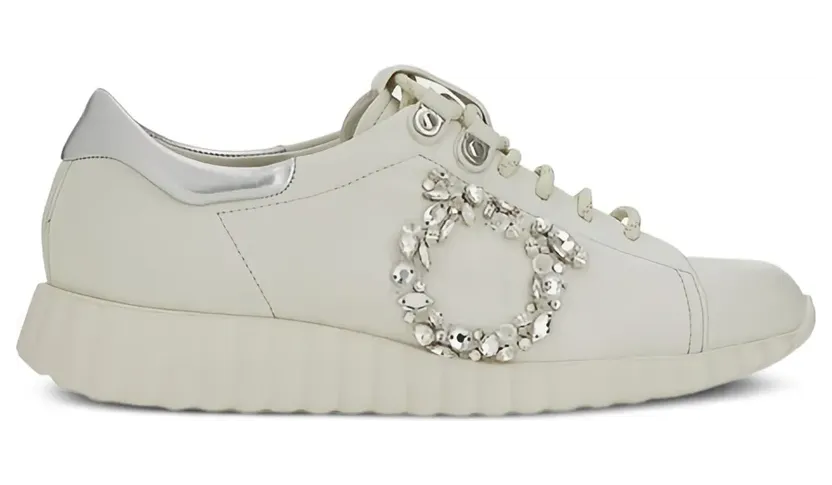 Ferragamo Sneakers met Gancini-patroon – Beige (753380)