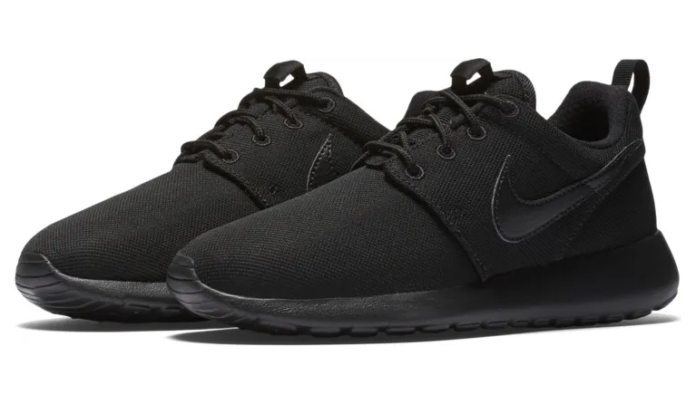 Nike Roshe One Triple Black (GS)