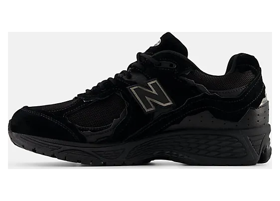 new-balance-sneaker U2002DXB