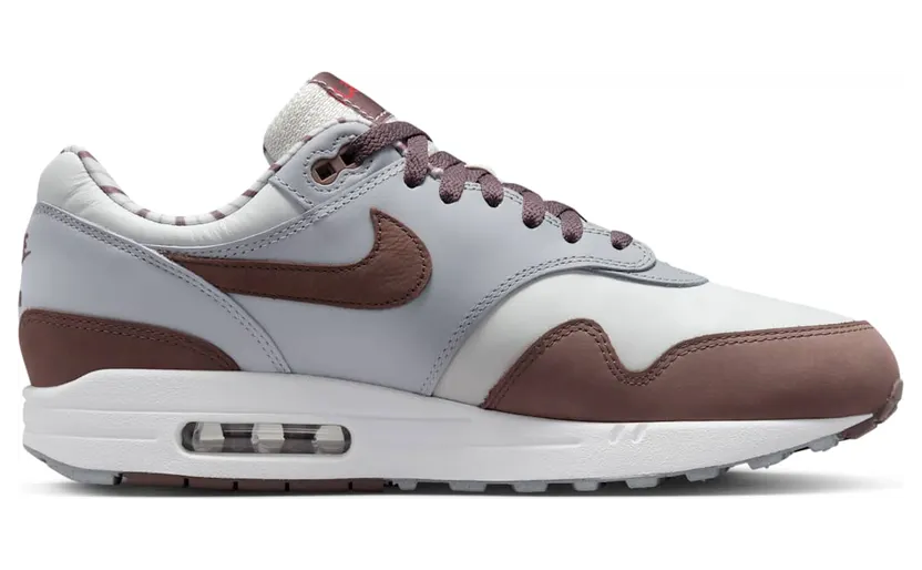 Air Max 1 “Shima Shima” (FB8916-100): bij deze sneaker bepaalt je maat de prijs (3)