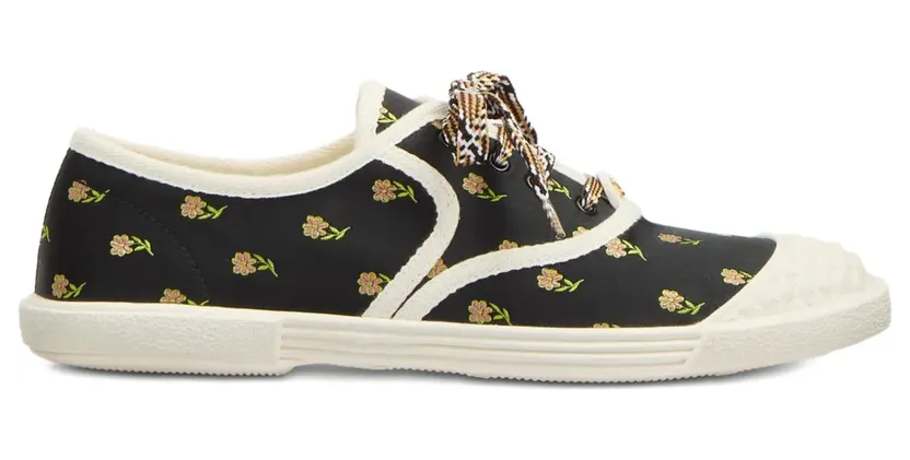 Valentino Garavani Bay By Bay “Black” (WS0LH8HTM)