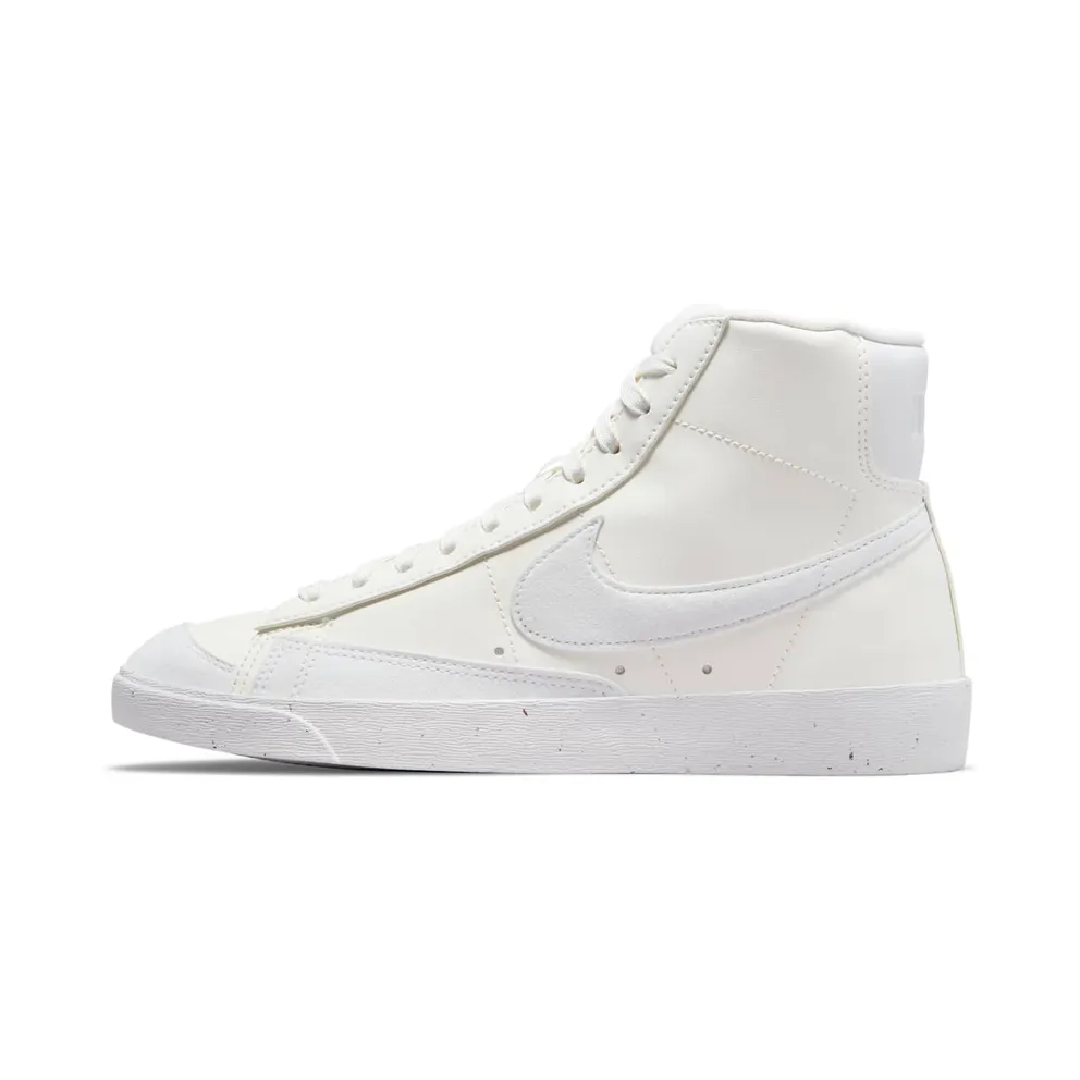 Nike Blazer Mid ’77 Next Nature Grau (DO1344-100)