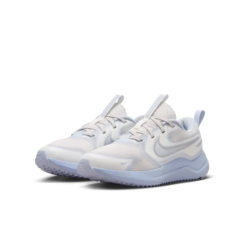 Nike Cosmic Runner White (HM4402-010)
