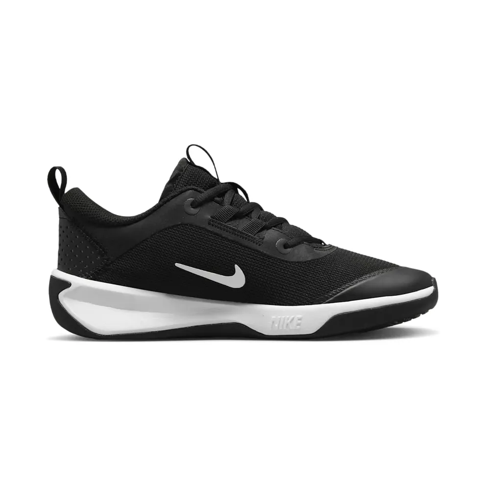 Nike Omni Multi-Court Older Kids’ Indoor Court Black (DM9027-002)