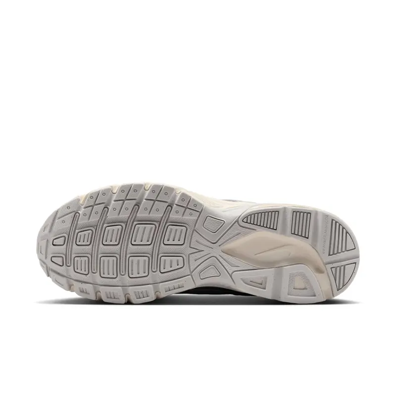 Nike Initiator Vast Grey Metallic Silver Pale Ivory Pink Foam (IB4483-078)