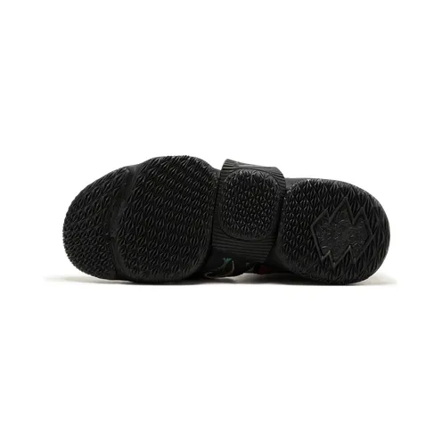 nike-lebron-15 AO1068-001