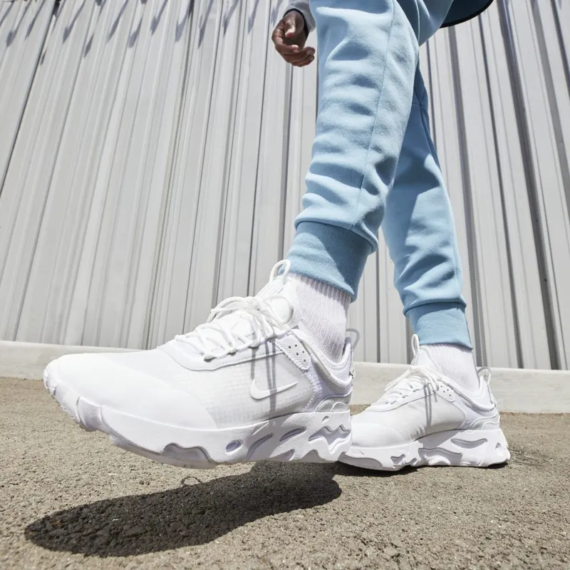 Nike React Live (CV1772-101)