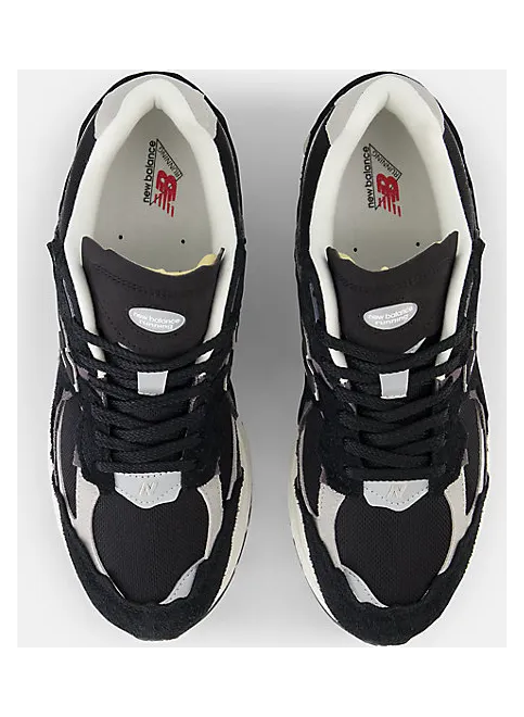new-balance-2002r M2002RDJ