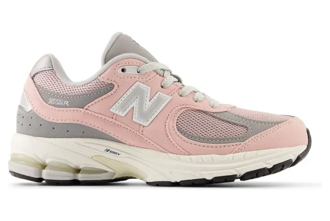 new-balance-2002r GC2002FC