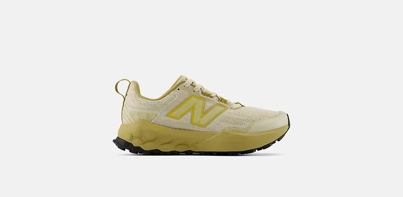 NEW BALANCE Garoé V2 “QUICKSAND / MARS YELLOW” (WGARO1SK)