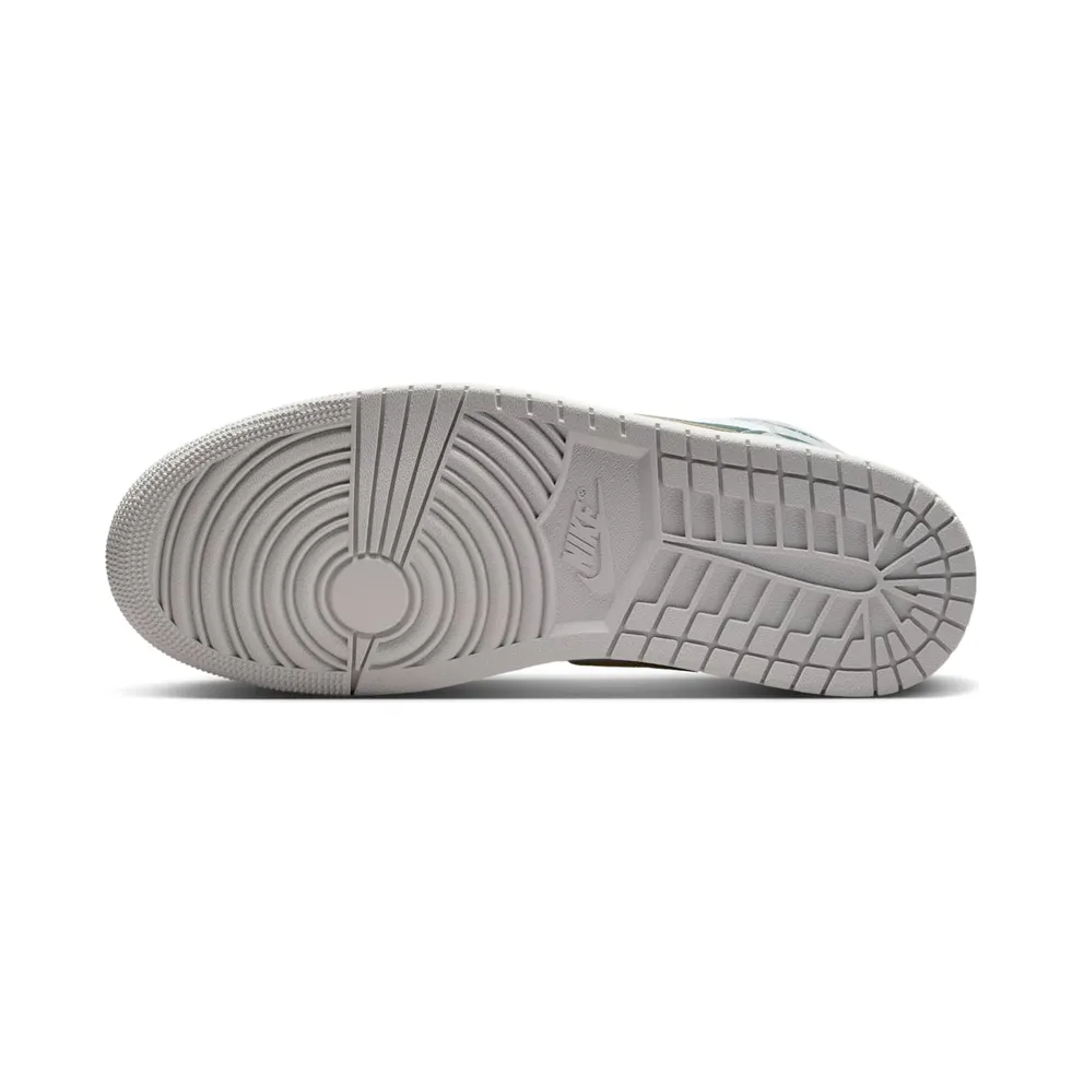 Air Jordan 1 Mid “Oxidized Green” (FQ7720-103)
