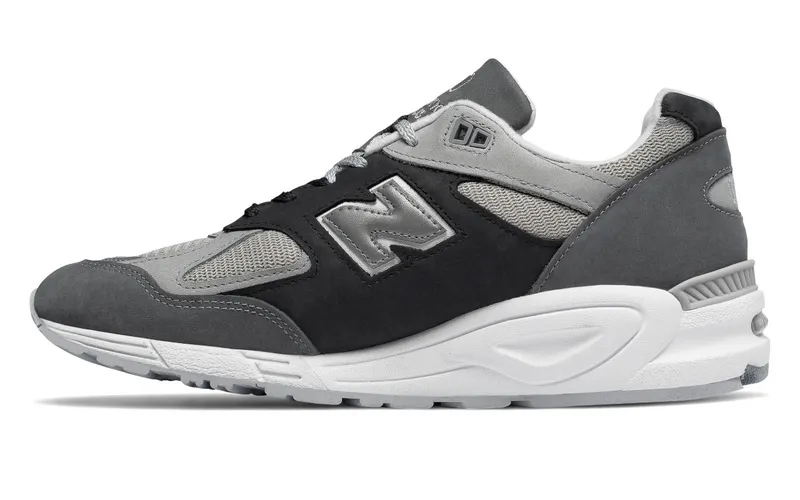 New Balance 990v2 Silver Mink (M990XG2)