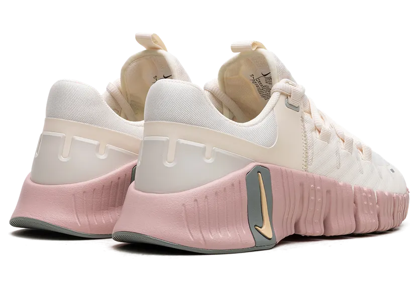 nike-free DV3950-102